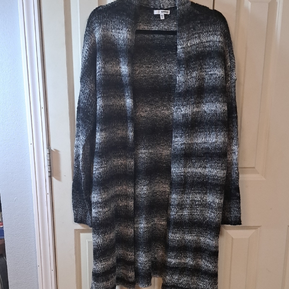 Elegant Black and Gray Striped Cardigan